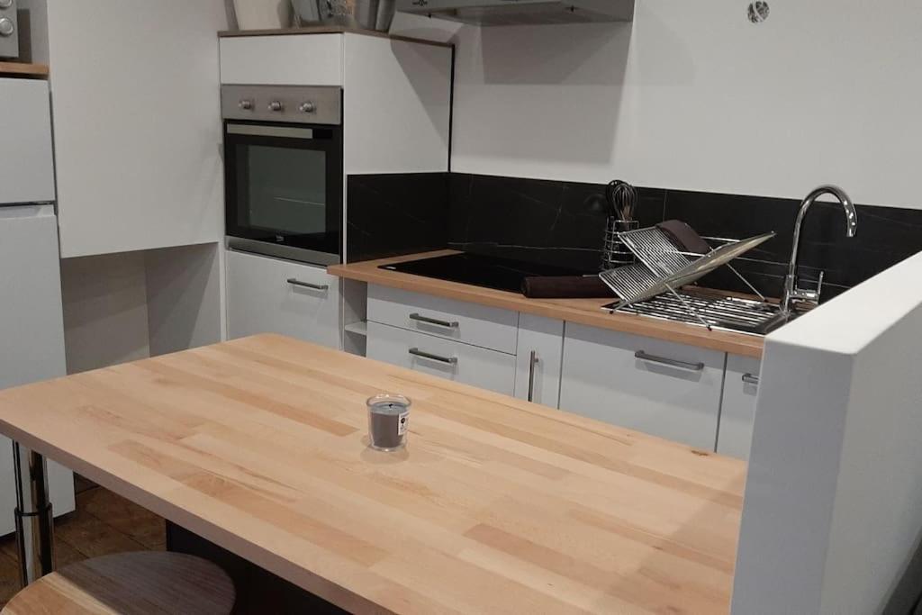 Studio Chaleureux En Hyper Centre Charleville-Mézières Kültér fotó