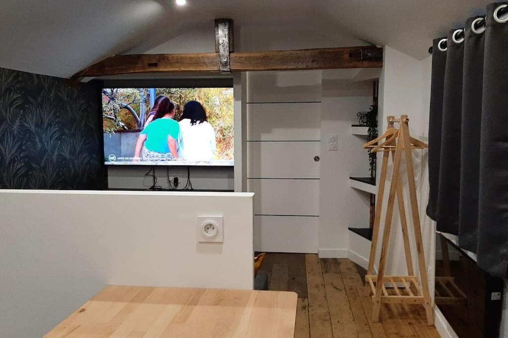 Studio Chaleureux En Hyper Centre Charleville-Mézières Kültér fotó